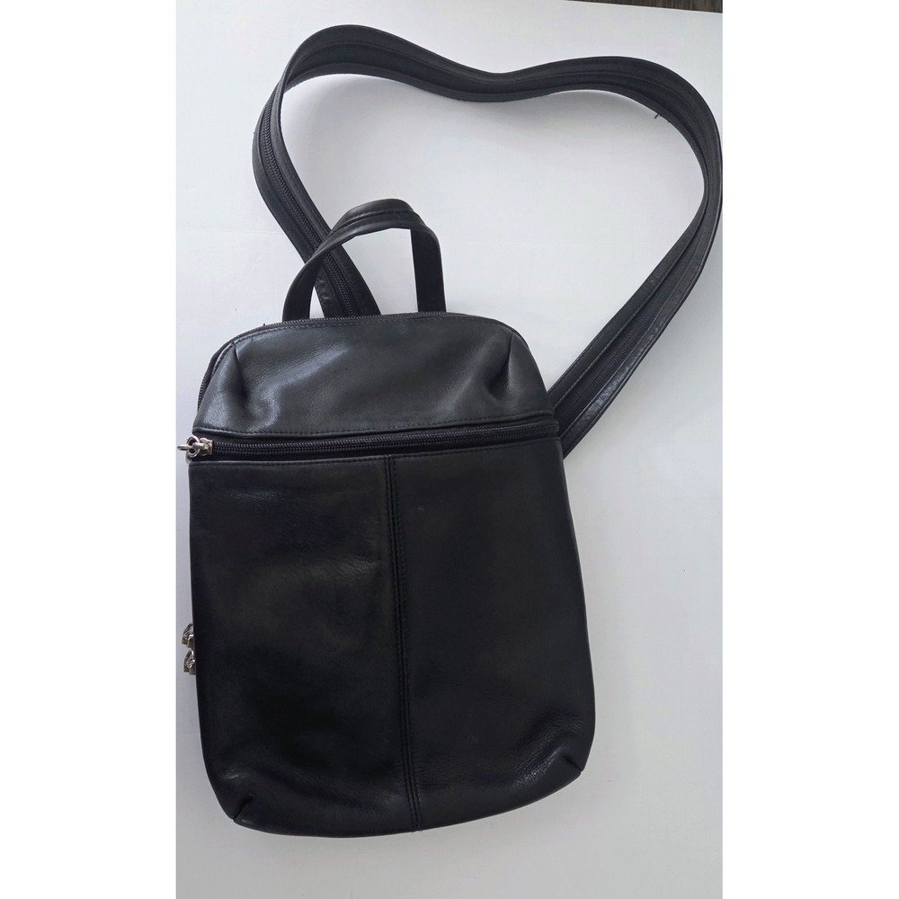 Tignanello Black Soft Leather Sling Backpack Purse Bag Vintage Y2K Convertible